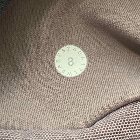 Lululemon Rip Wave Purple Thunder Black Speed Up Tight Full-On Luxtreme Size 8 - Picture 12 of 16